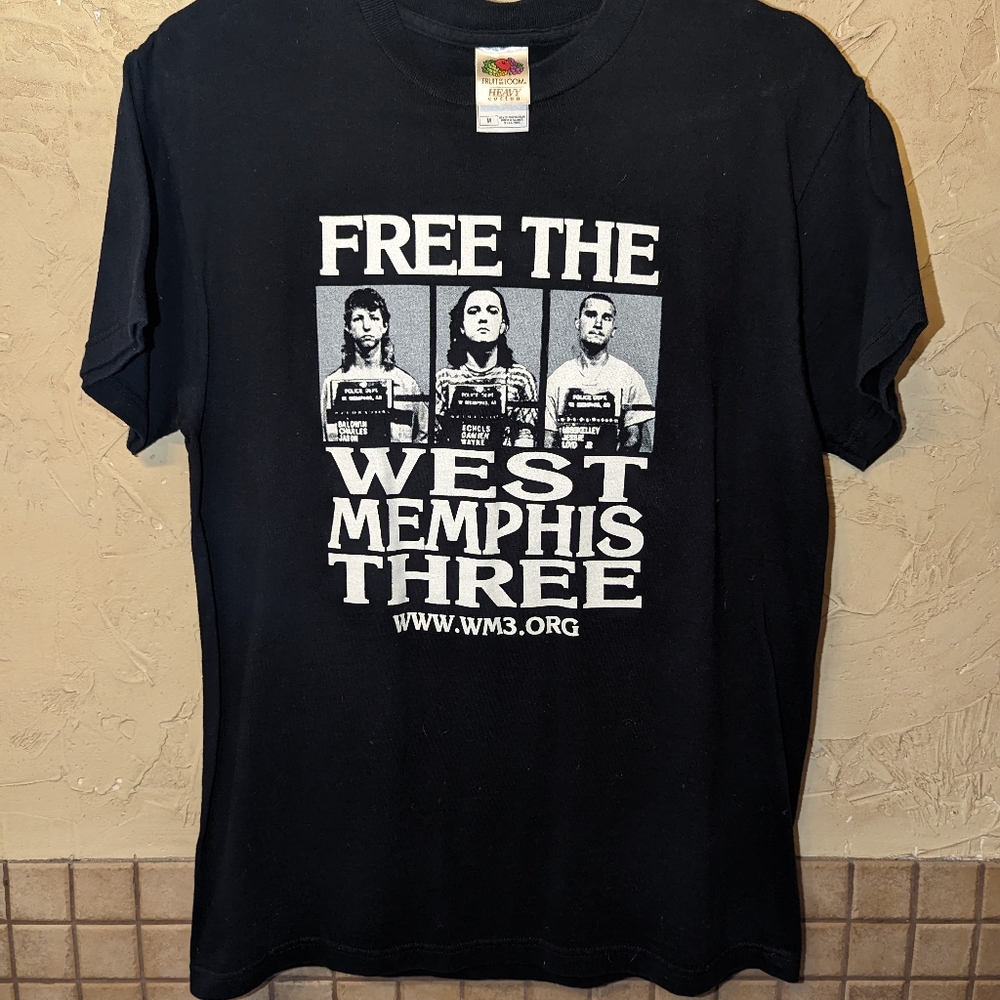FREE THE WEST MEMPHIS THREE T-shirt • Adult M • www.wm3.org